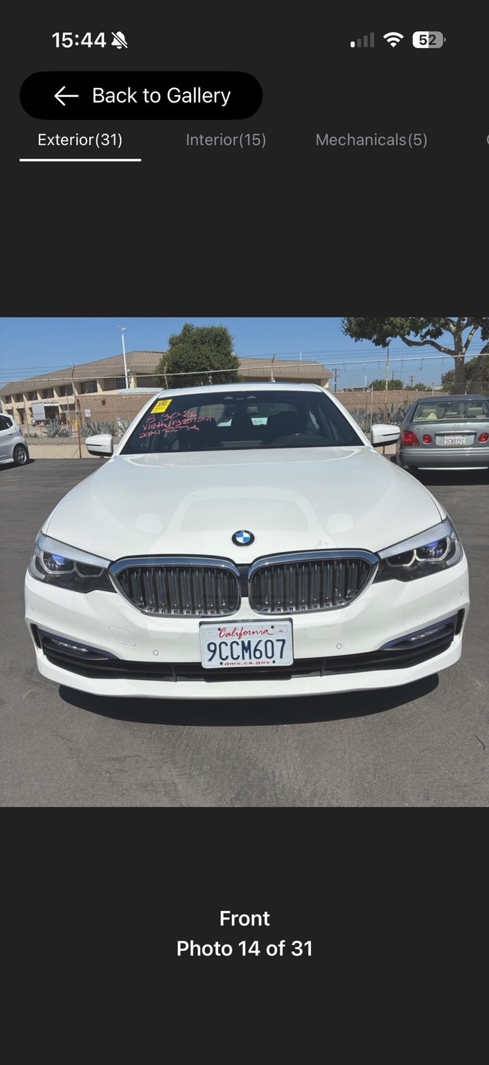 2018 BMW 530e — Front view